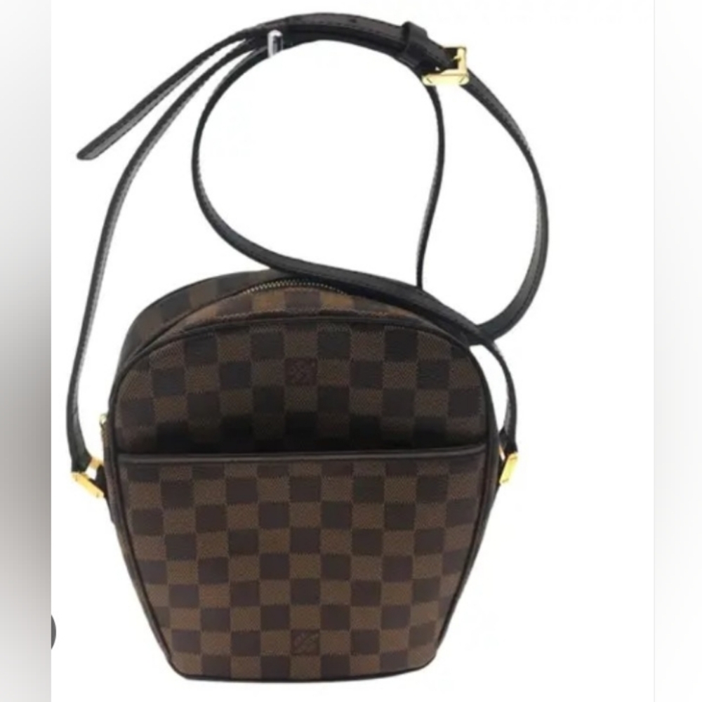 Louis Vuitton Damier Crossbody Bag